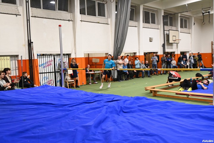 img04107.jpg