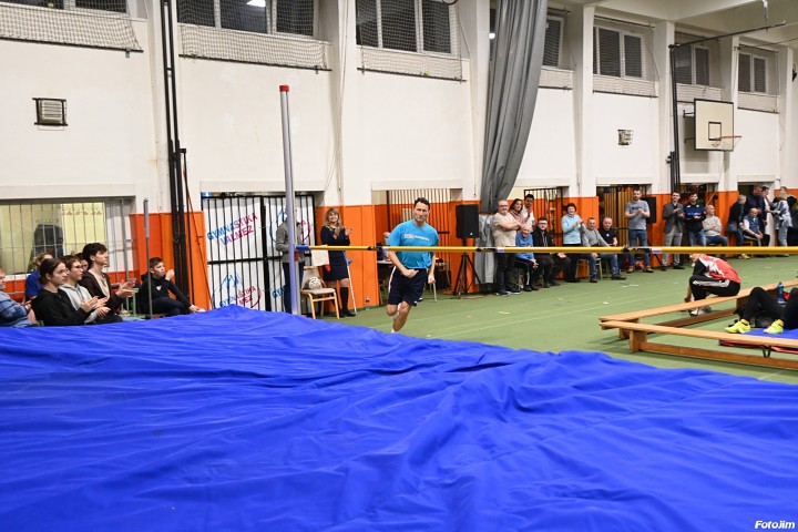 img04109.jpg