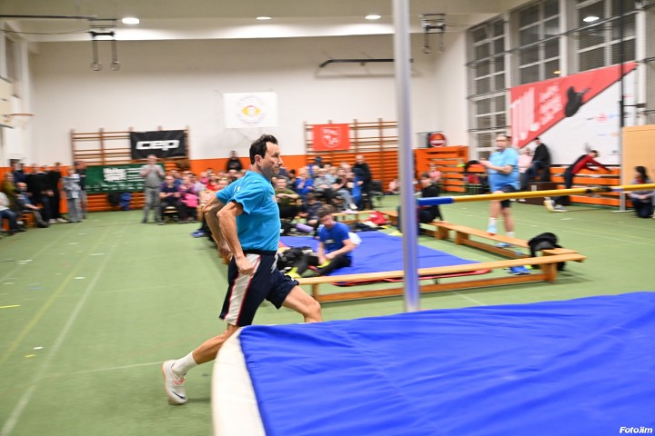 img04137.jpg