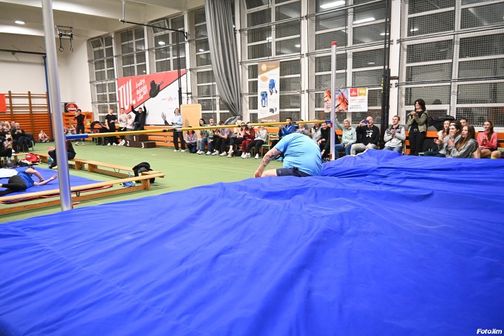 img04159.jpg