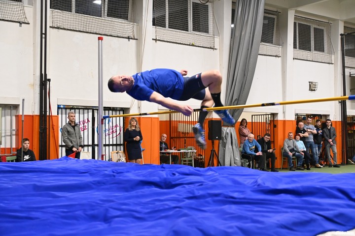img04189.jpg