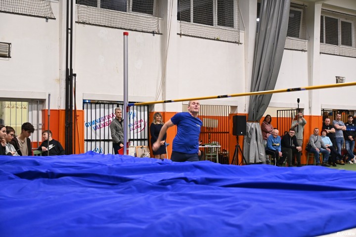 img04214.jpg