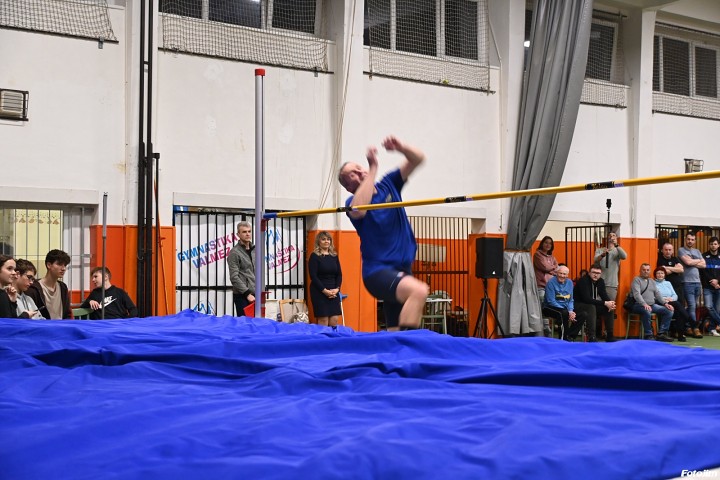 img04215.jpg