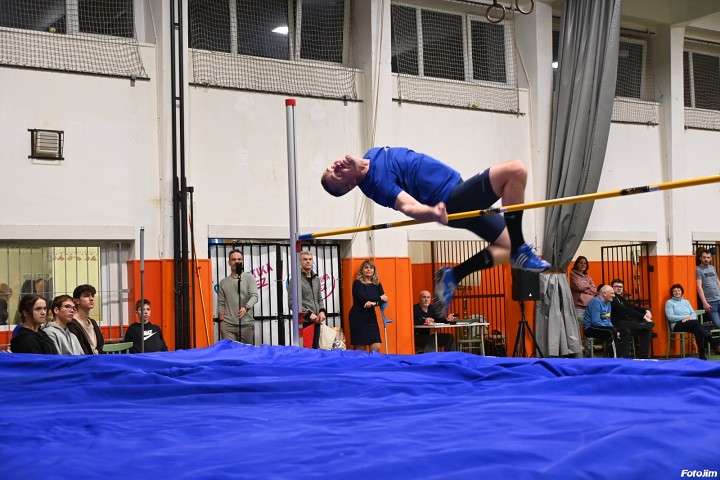 img04237.jpg