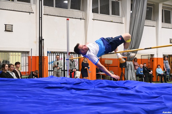 img04241.jpg