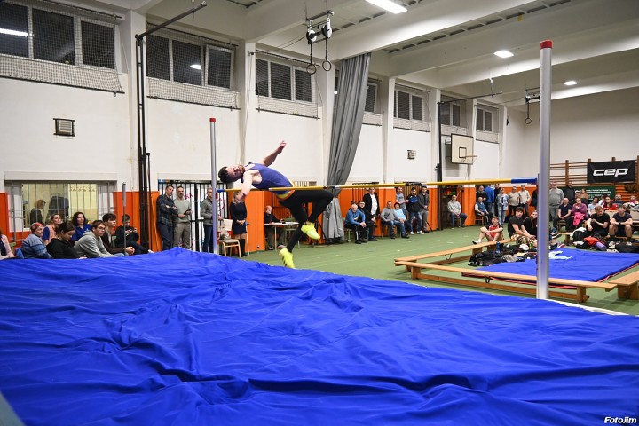 img04258.jpg