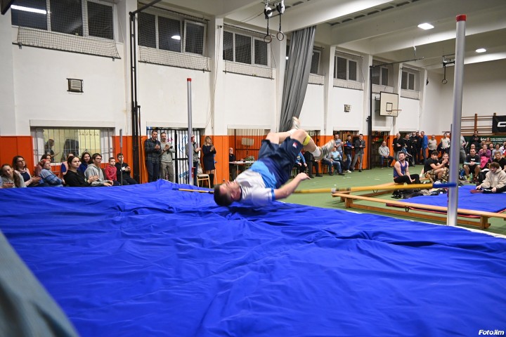 img04306.jpg