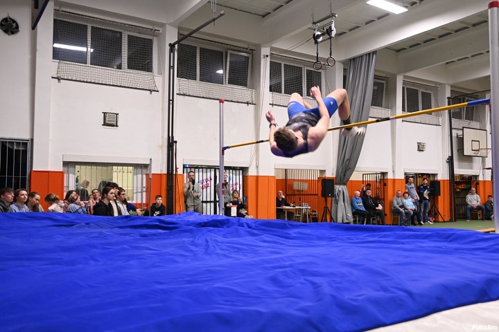 img04397.jpg