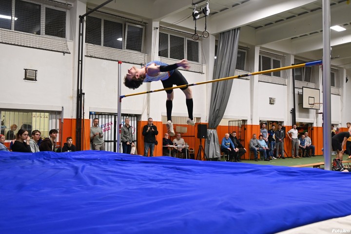 img04445.jpg