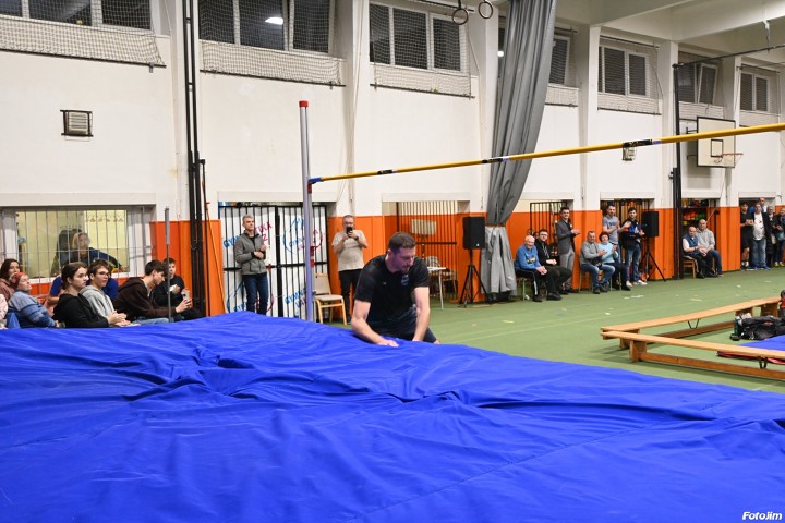 img04468.jpg
