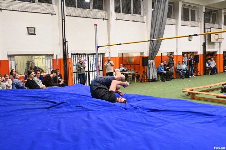 img04470.jpg