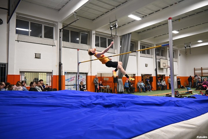 img04490.jpg